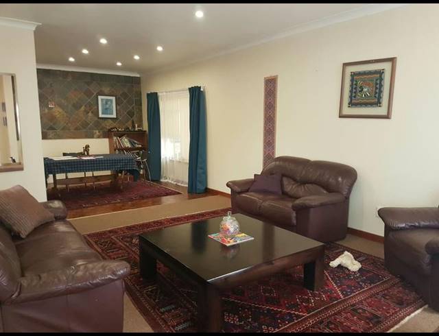 3 BEDROOM HOUSE FOR SALE IN DAWNVIEW